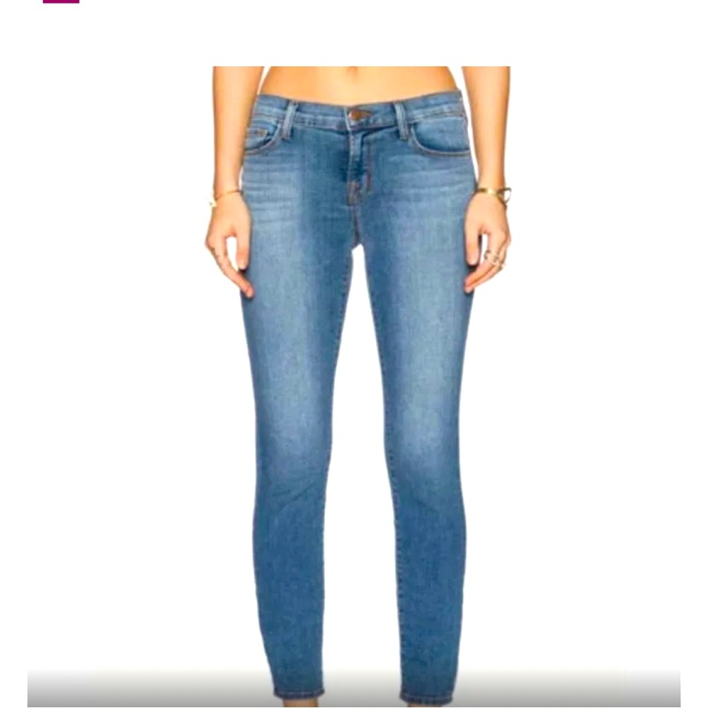 J Brand Capri blue jean faded style, midrise dynamic, size 25